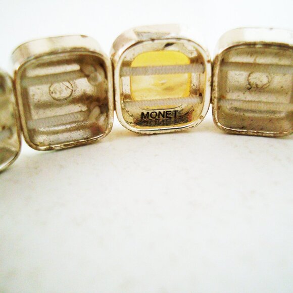 Monet Stretch Bracelet Pre-loved with mother of pearl filigree antiqued silver - Picture 6 of 10